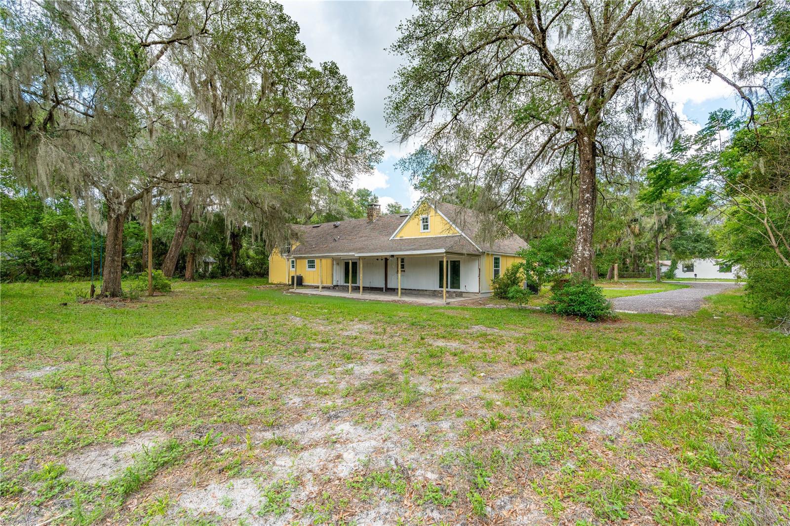 CLARK N 01/2 LT 04 02 18 30 - Residential