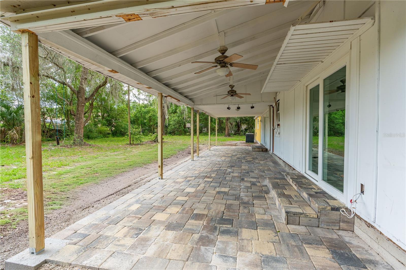 CLARK N 01/2 LT 04 02 18 30 - Residential