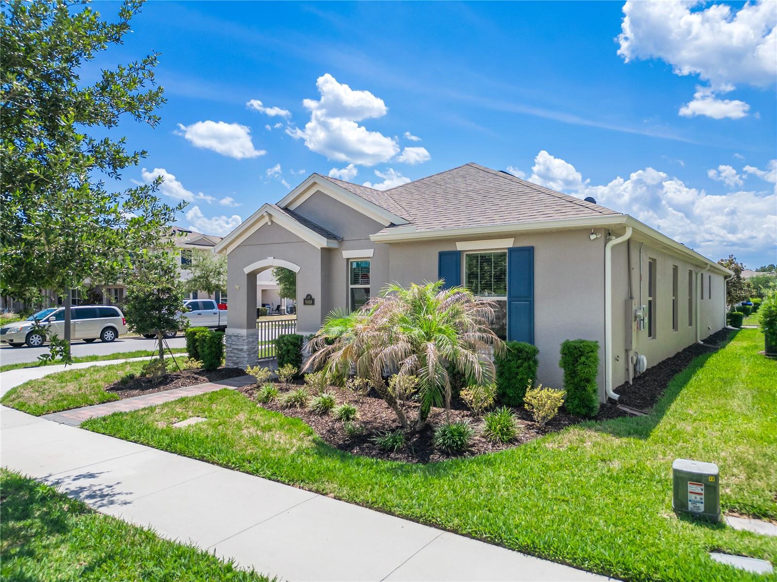 9468 KOMIKA LANE