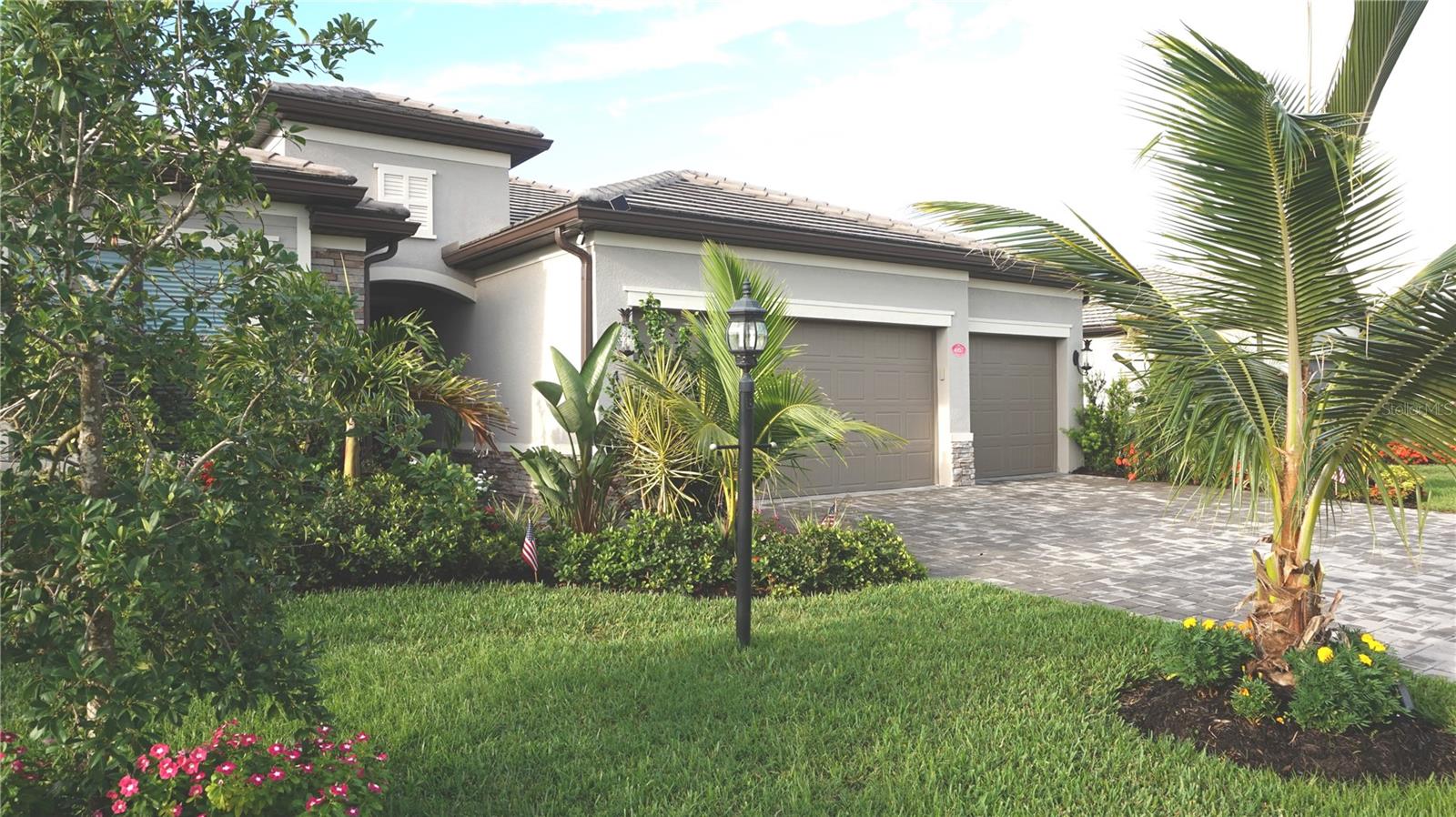 4957 SEAFOAM TRAIL
