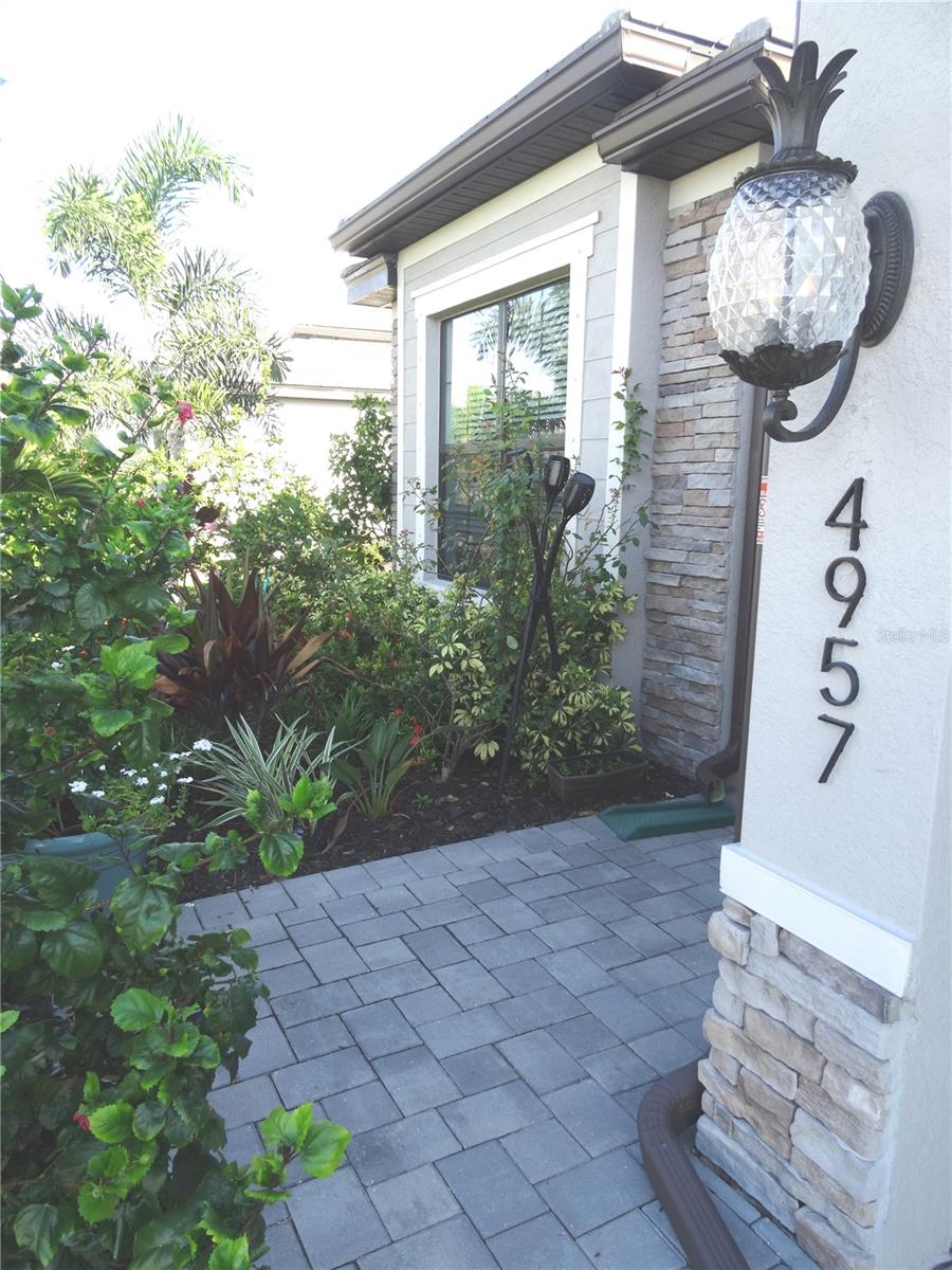 4957 SEAFOAM TRAIL