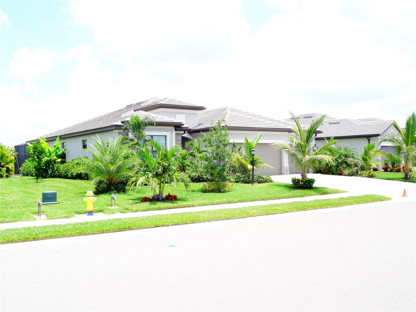 4957 SEAFOAM TRAIL