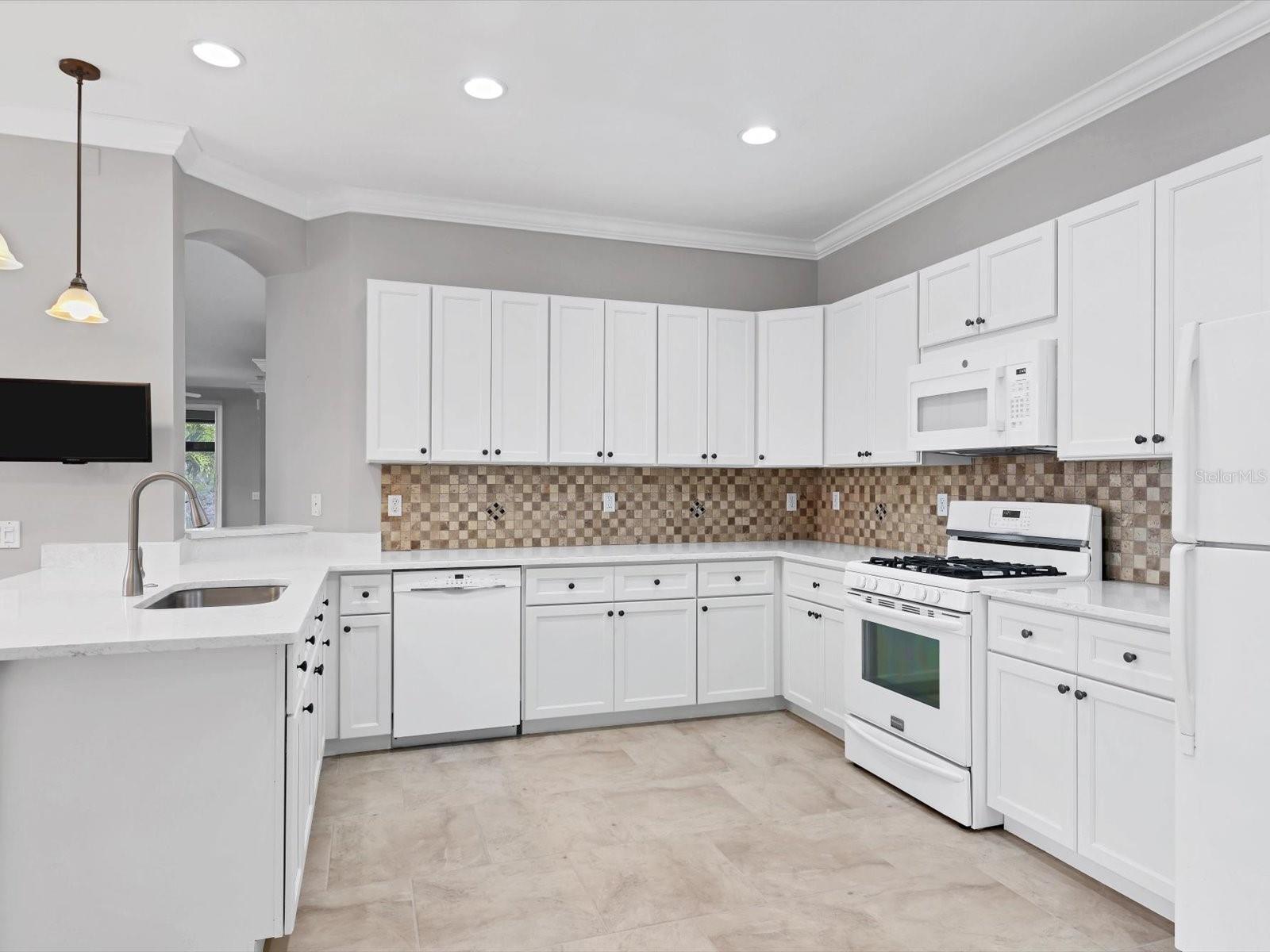 LAKEWOOD RANCH CC SP HWESTONPB34/26 - Residential Lease