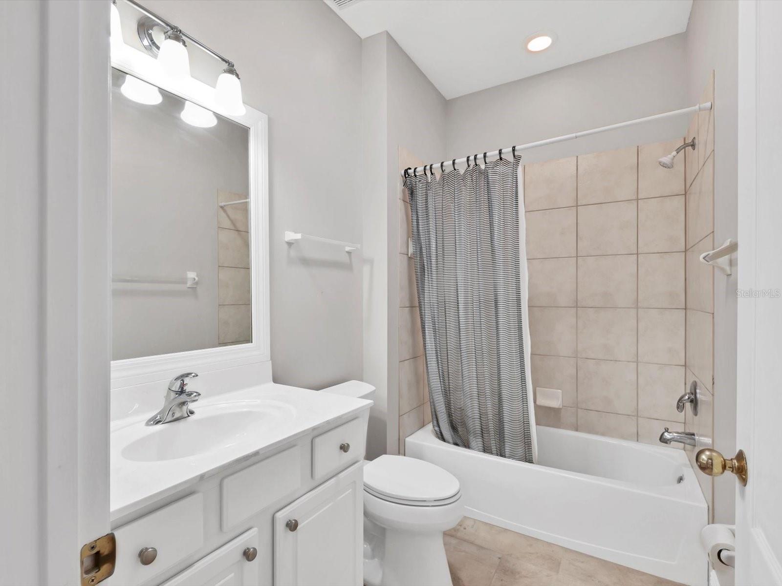 LAKEWOOD RANCH CC SP HWESTONPB34/26 - Residential Lease