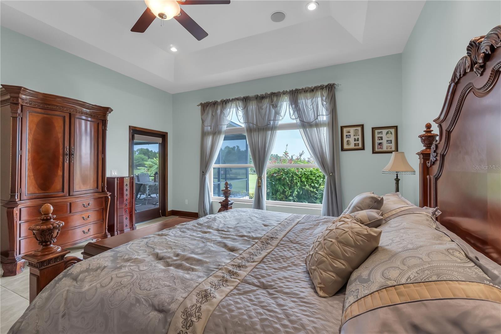 LIZZIE VIEW - Residential