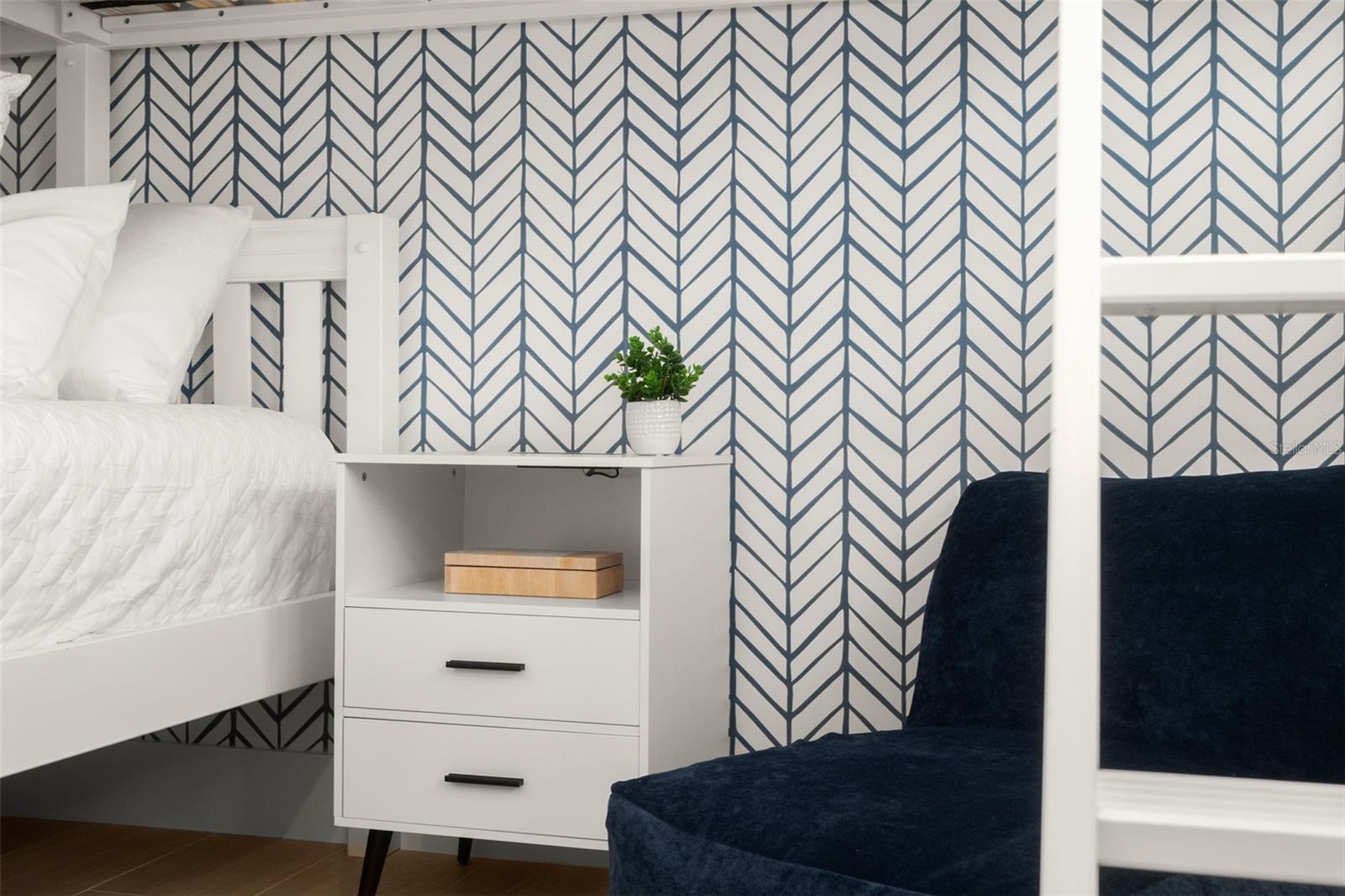 HACIENDA DEL SOL CONDO - Residential