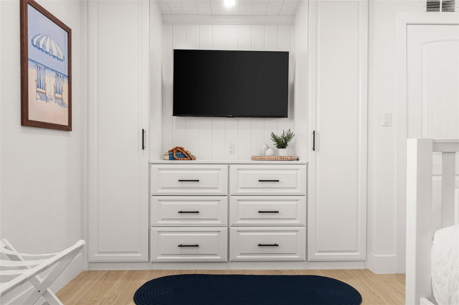 HACIENDA DEL SOL CONDO - Residential