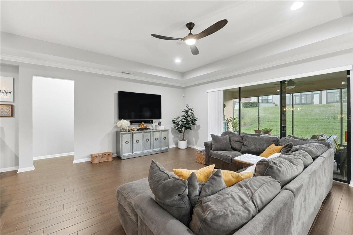 TERRALARGO PH 3F - Residential