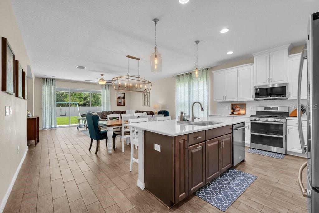 17659 BRIGHT WHEAT DRIVE
