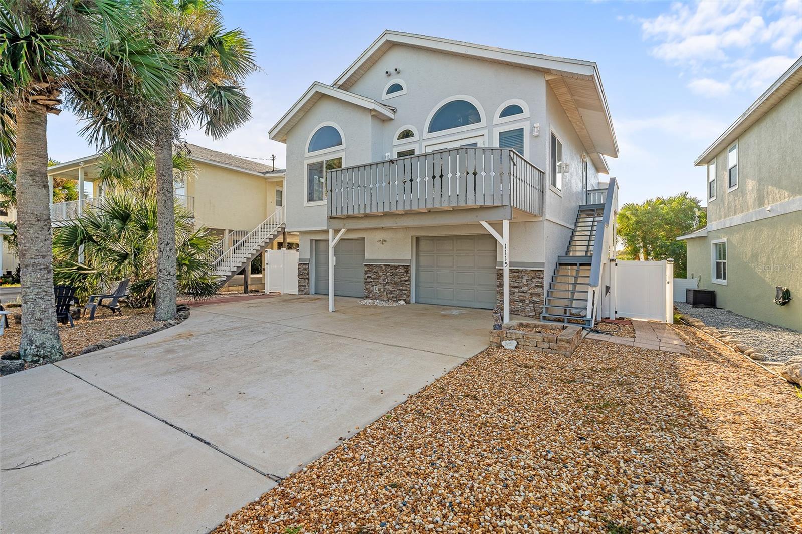 1115 N CENTRAL AVENUE