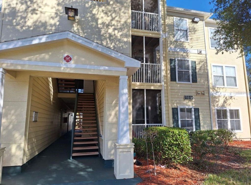 Photo of 18387 Bridle Club Drive #18387, Tampa, FL 33647 (MLS # TB8424265)