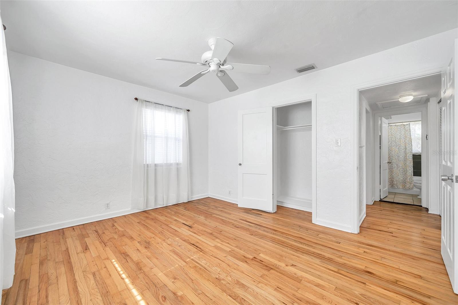 WOODLAWN HEIGHTS - Residential