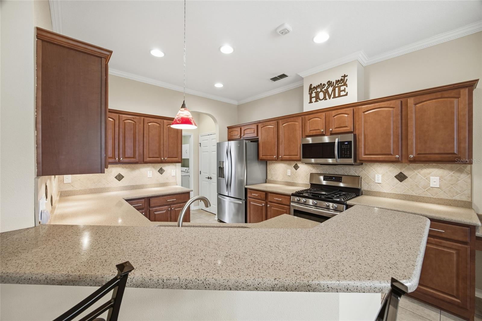 CANDLER HILLS- ON TOP OF THE WORLD - Residential