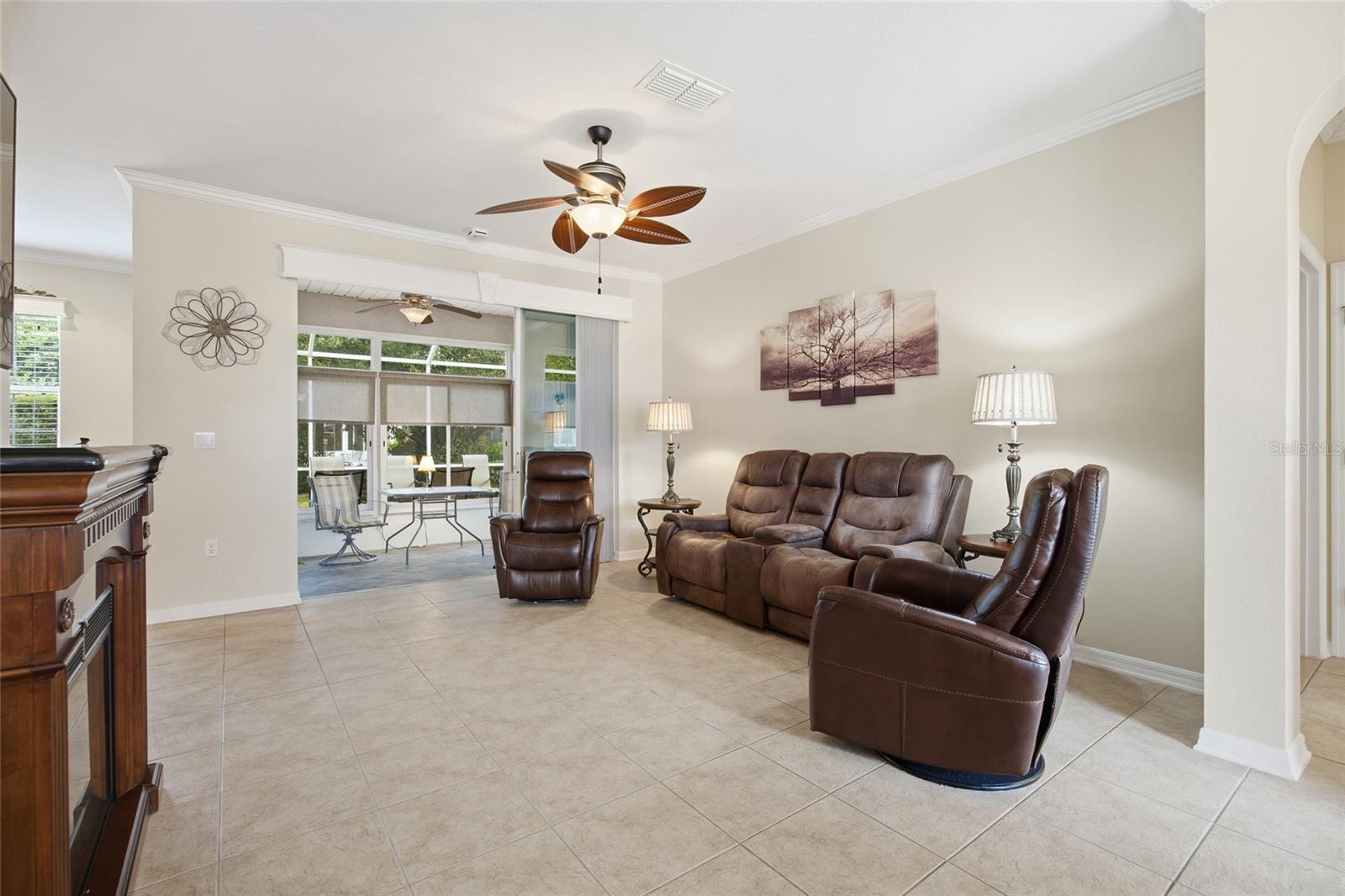 CANDLER HILLS- ON TOP OF THE WORLD - Residential