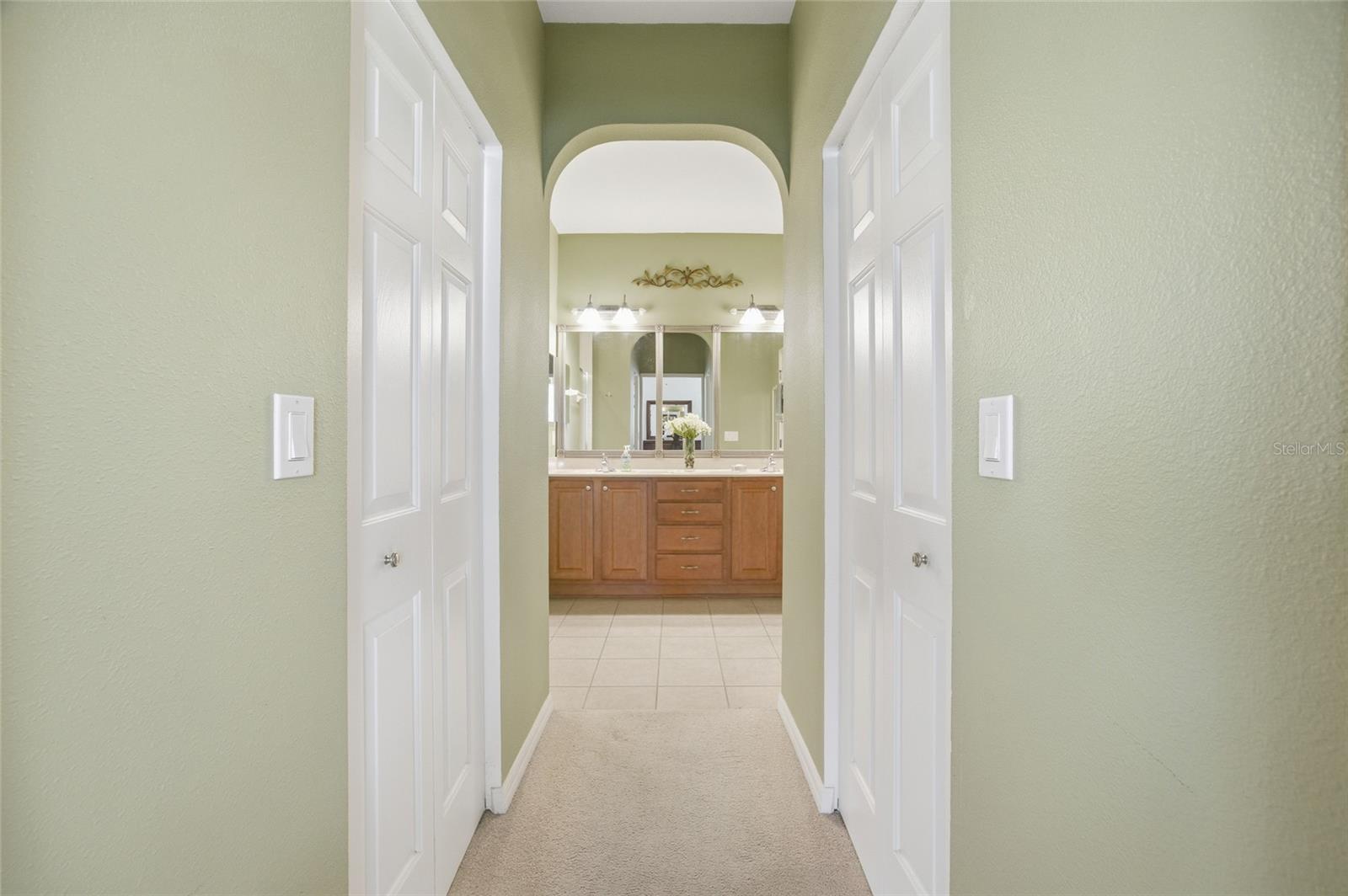 CANDLER HILLS- ON TOP OF THE WORLD - Residential