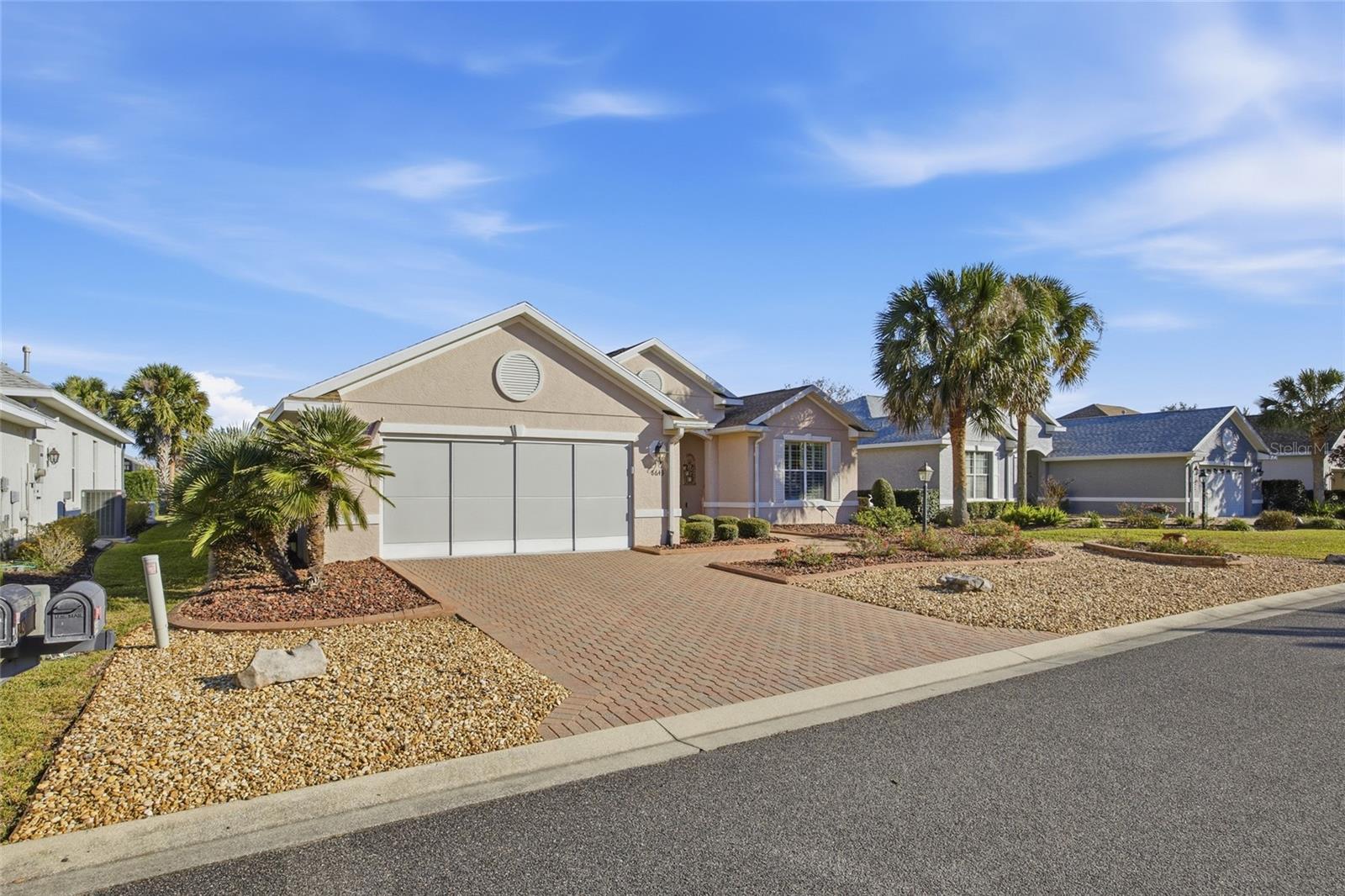 CANDLER HILLS- ON TOP OF THE WORLD - Residential