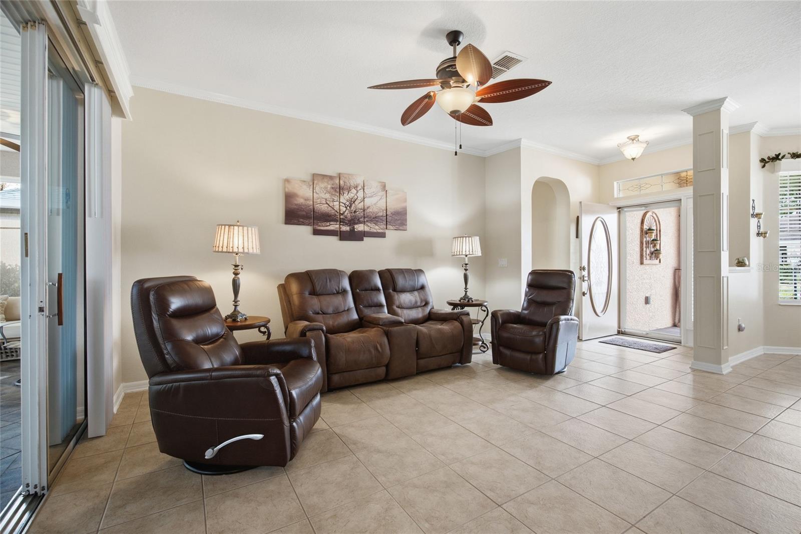 CANDLER HILLS- ON TOP OF THE WORLD - Residential