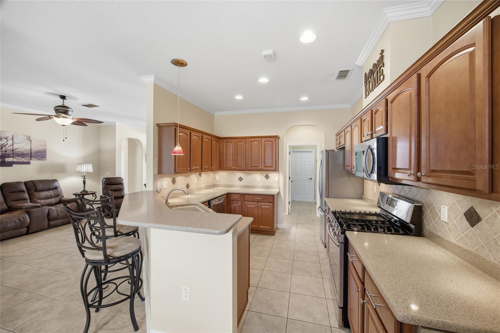 CANDLER HILLS- ON TOP OF THE WORLD - Residential