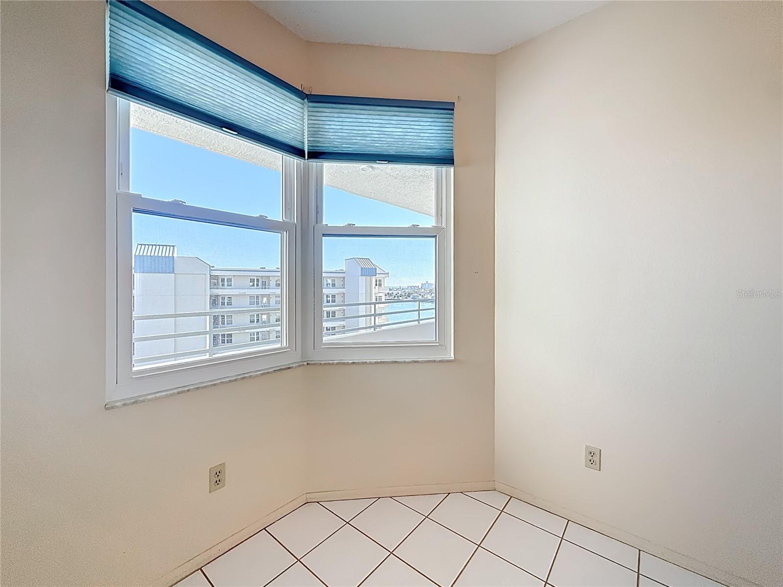 HARBOURSIDE CONDO - Residential