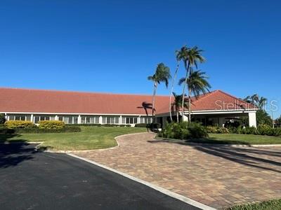 HARBOURSIDE CONDO - Residential