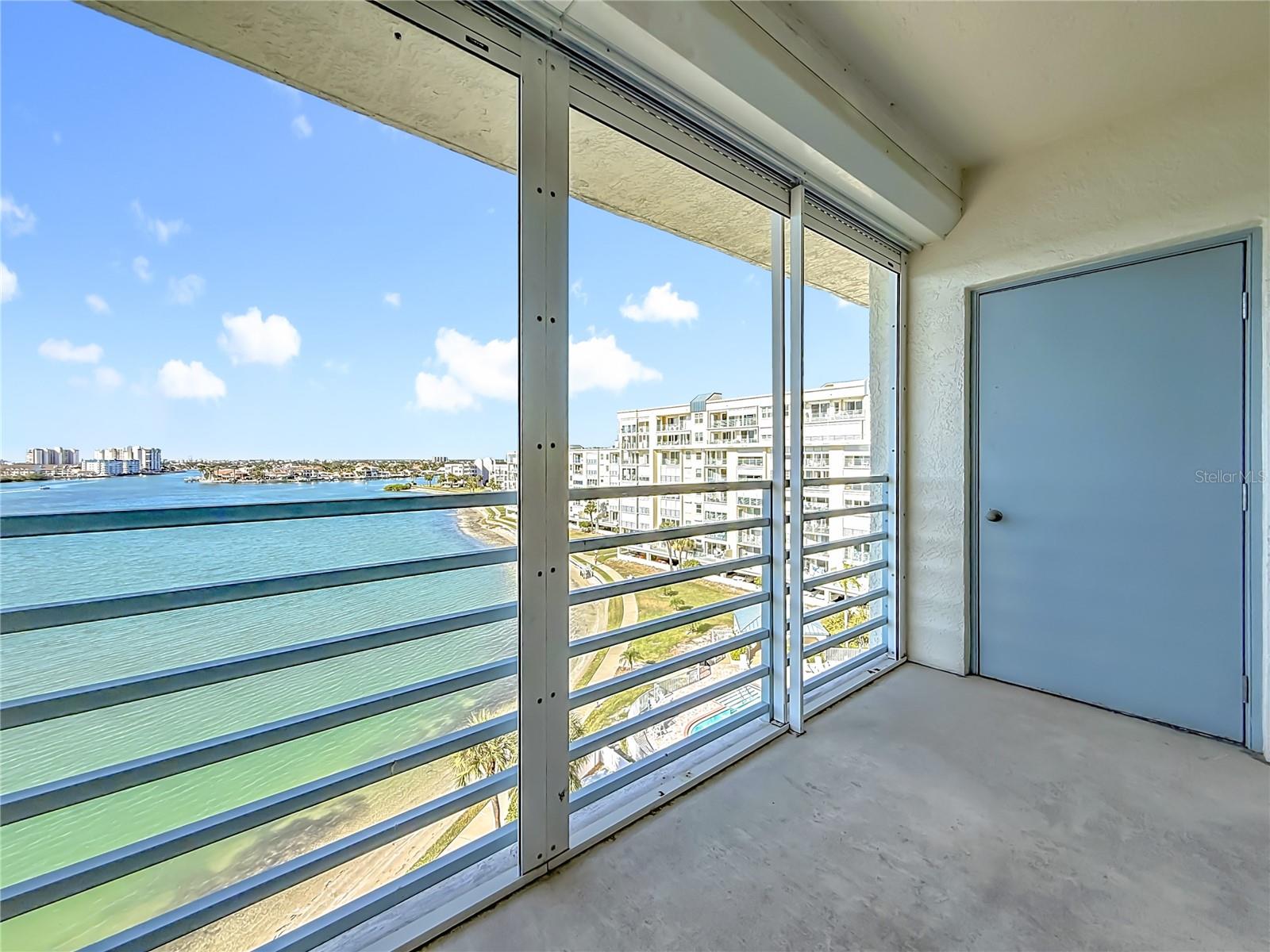 HARBOURSIDE CONDO - Residential
