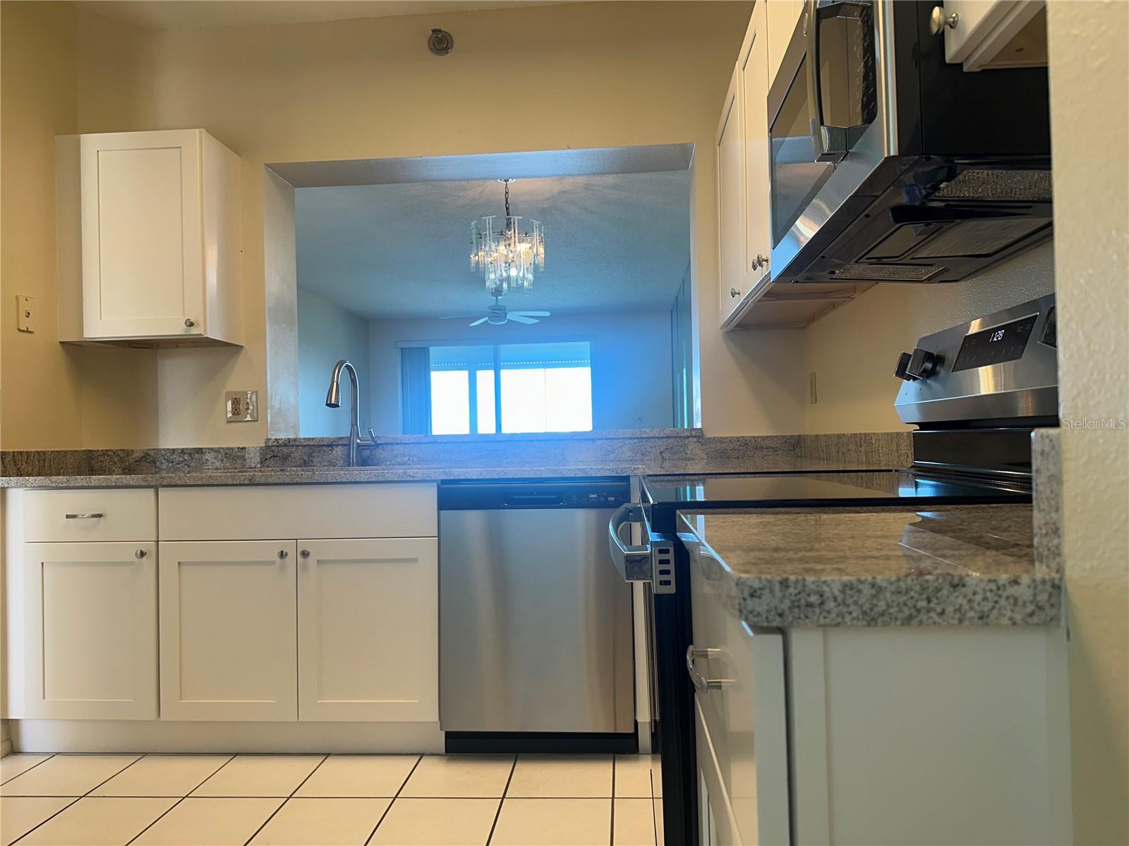 HARBOURSIDE CONDO - Residential