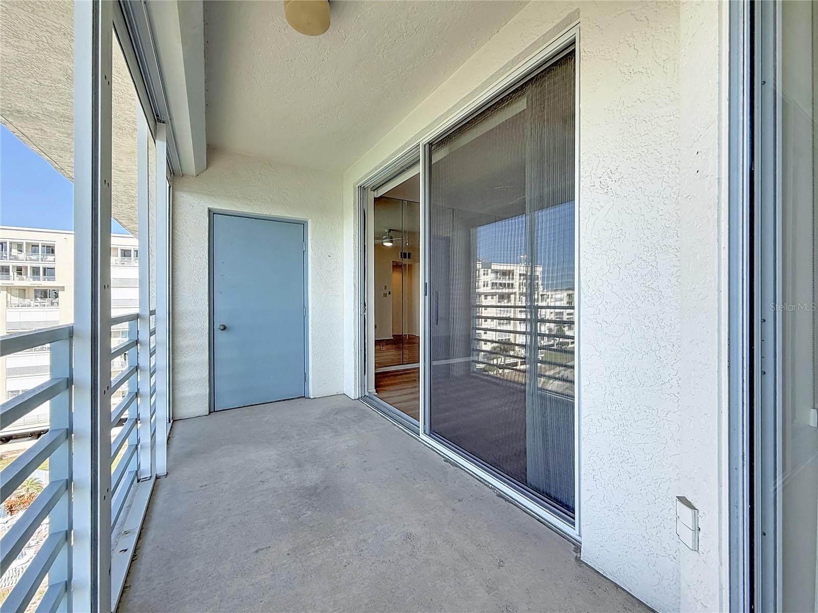 HARBOURSIDE CONDO - Residential