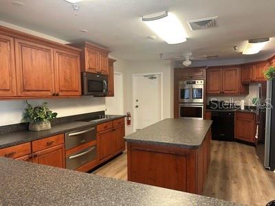 HARBOURSIDE CONDO - Residential