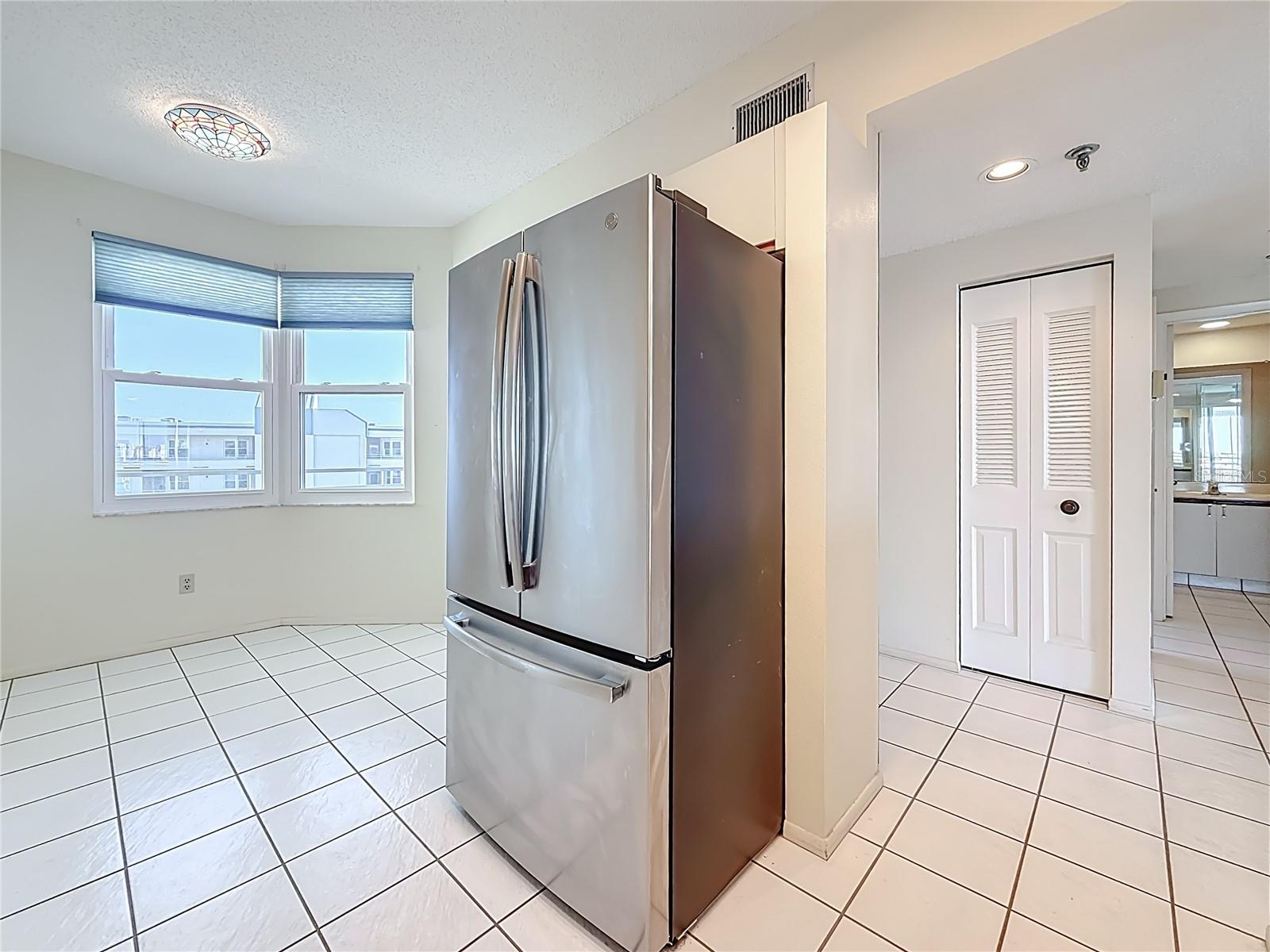 HARBOURSIDE CONDO - Residential