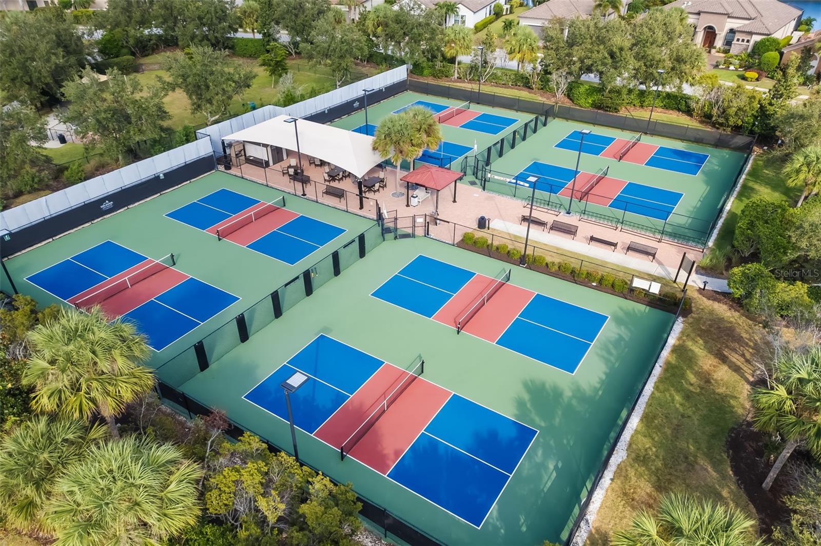 ESPLANADE GOLF AND COUNTRY CLUB - Residential