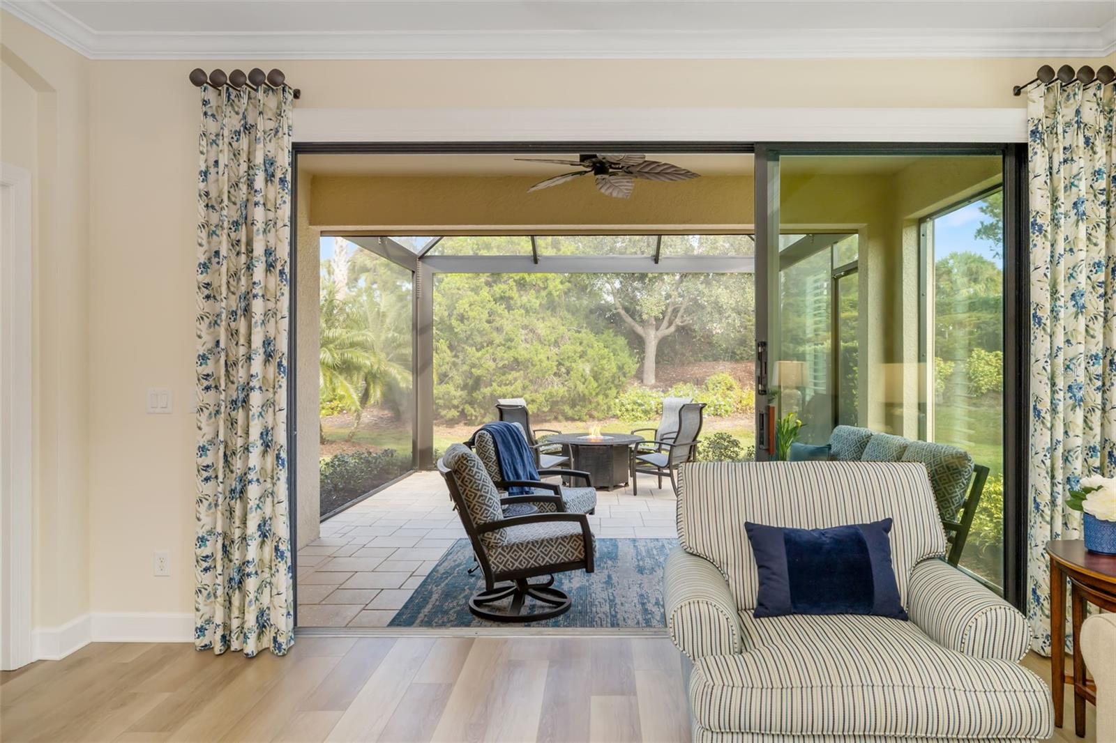 ESPLANADE GOLF AND COUNTRY CLUB - Residential