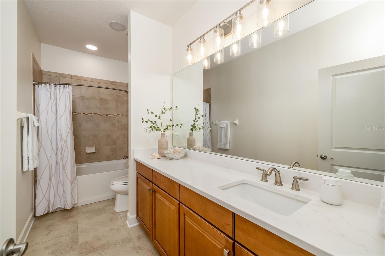 ESPLANADE GOLF AND COUNTRY CLUB - Residential