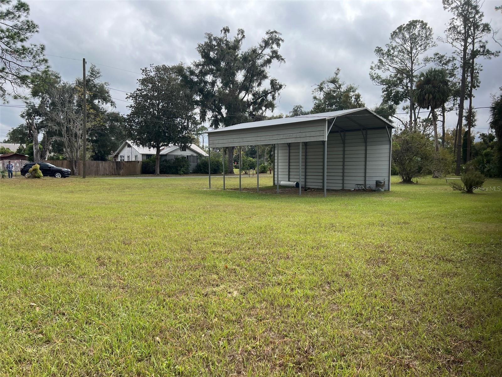 517 CENTRAL AVENUE SE