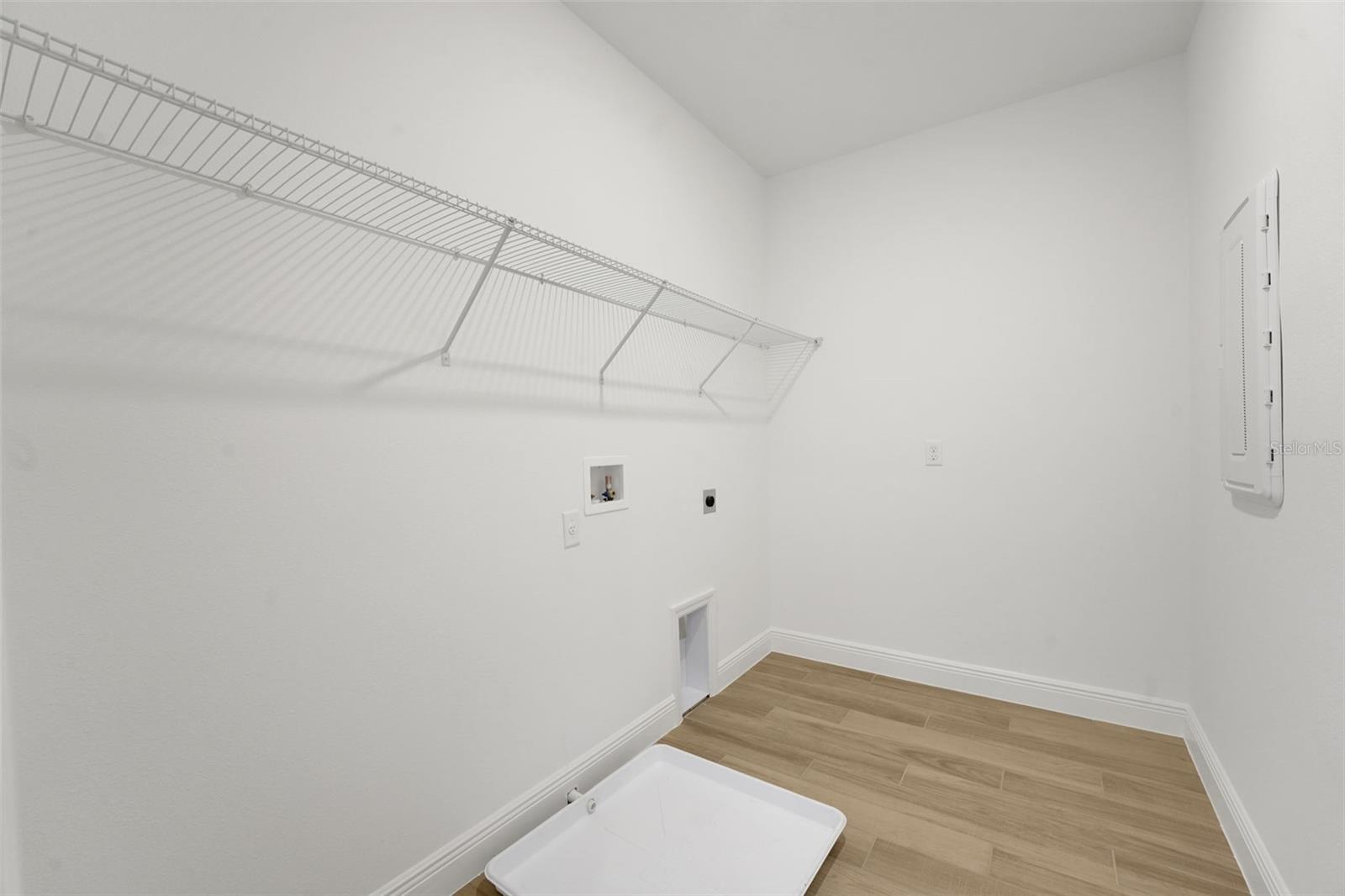 CROSSROADS AT KELLY PARK - Residential