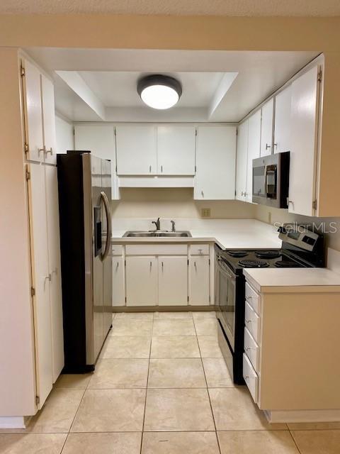 LAKE FOREST UNIT 1 - Residential Lease