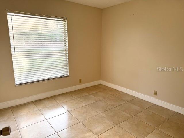 LAKE FOREST UNIT 1 - Residential Lease