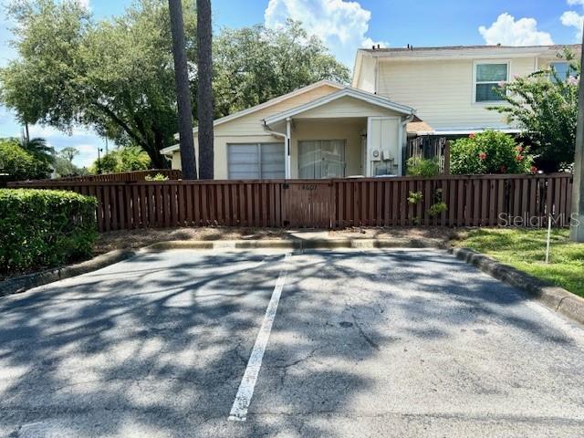 LAKE FOREST UNIT 1 - Residential Lease