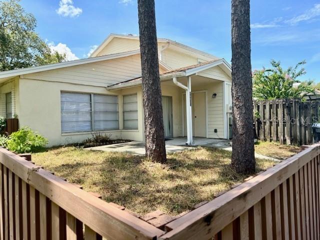 LAKE FOREST UNIT 1 - Residential Lease