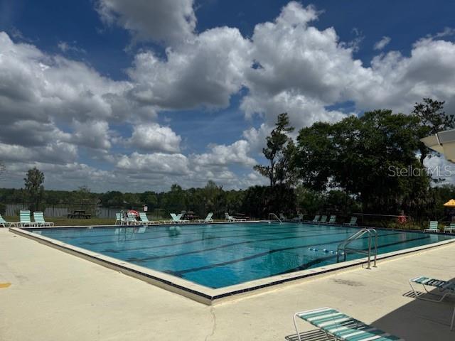 LAKE FOREST UNIT 1 - Residential Lease