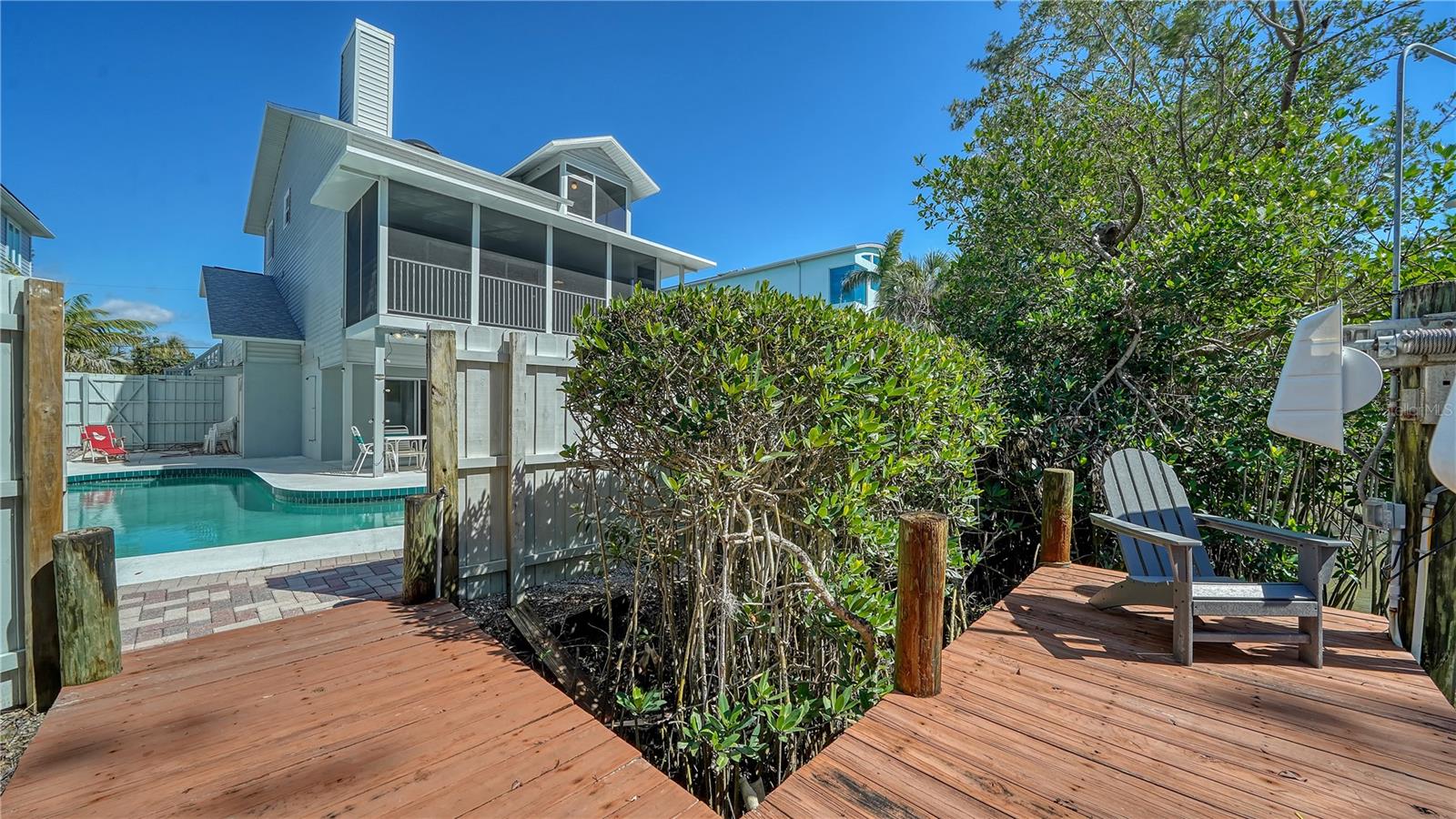 462 ISLAND CIRCLE