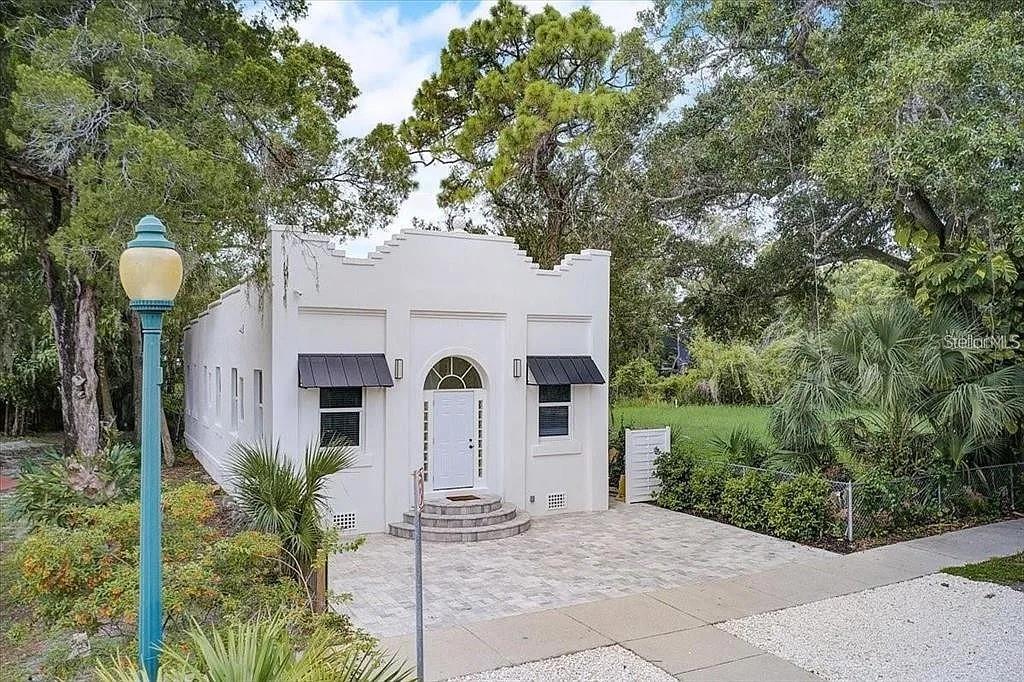 INWOOD PARK FIRST ADDITION - Residential Income