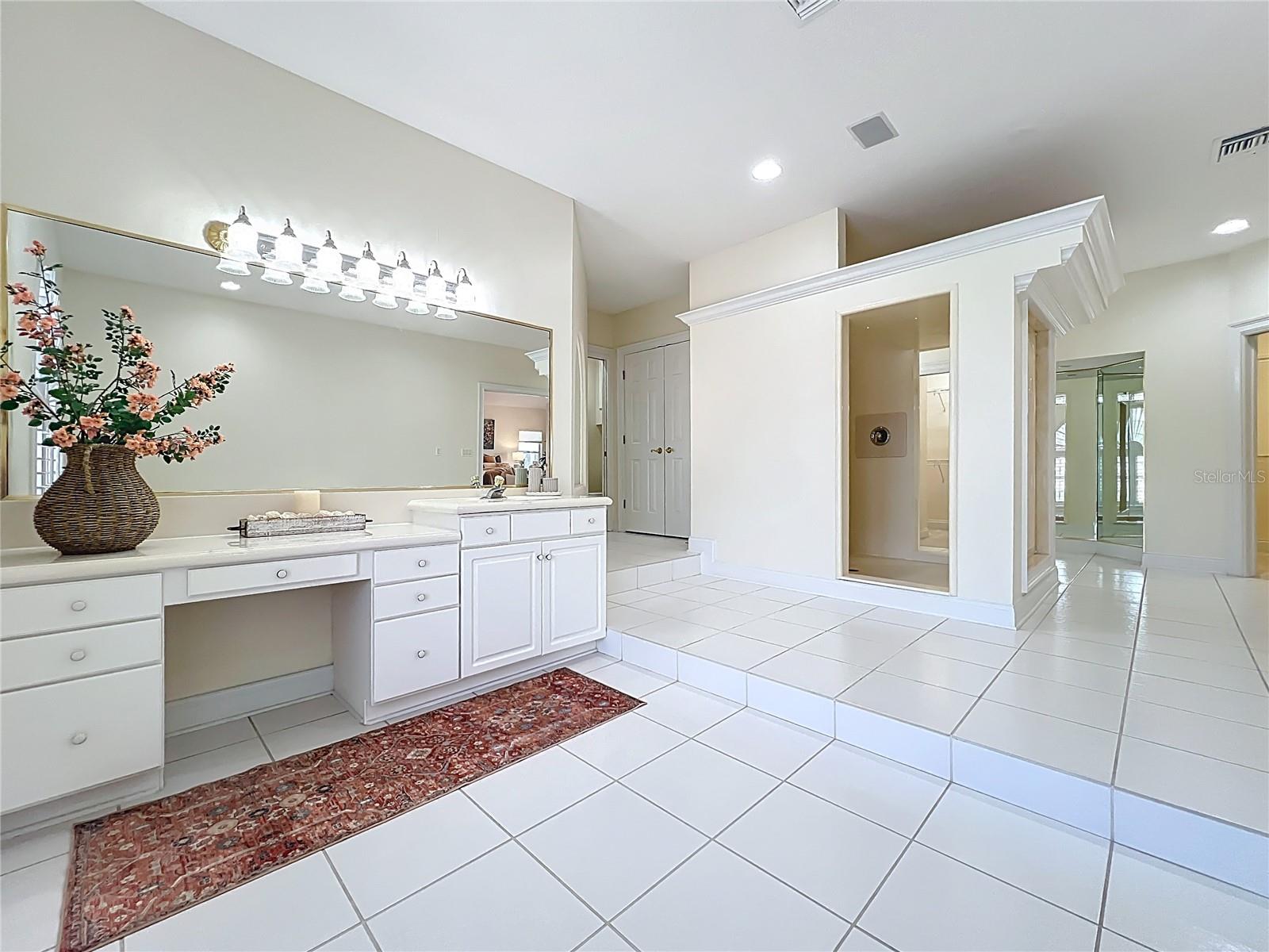 MOUNT DORA COUNTRY CLUB MOUNT DORA UNIT 02 - Residential