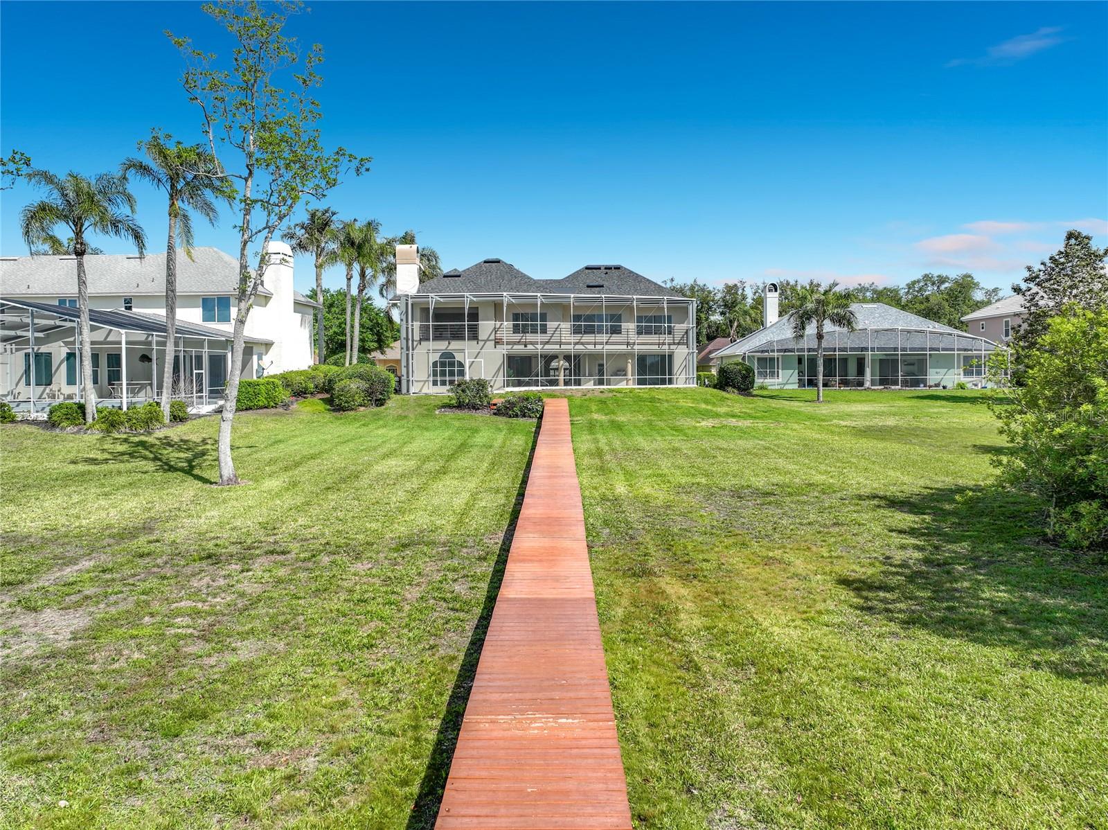 MOUNT DORA COUNTRY CLUB MOUNT DORA UNIT 02 - Residential