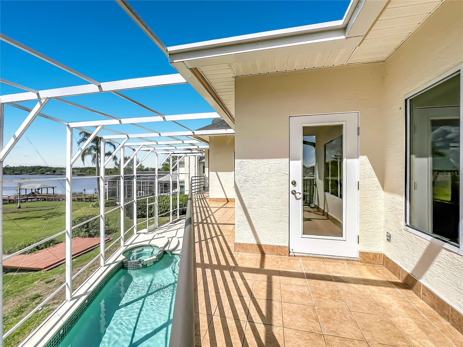 MOUNT DORA COUNTRY CLUB MOUNT DORA UNIT 02 - Residential