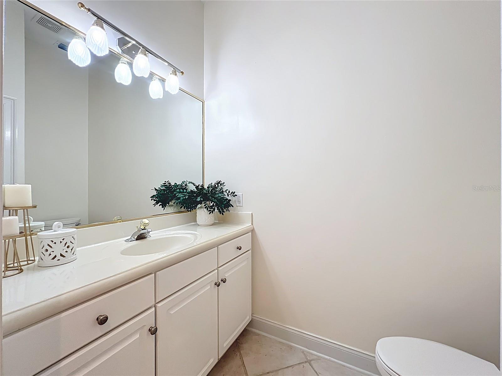 MOUNT DORA COUNTRY CLUB MOUNT DORA UNIT 02 - Residential