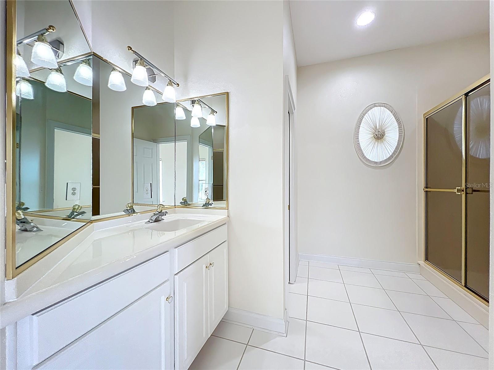 MOUNT DORA COUNTRY CLUB MOUNT DORA UNIT 02 - Residential