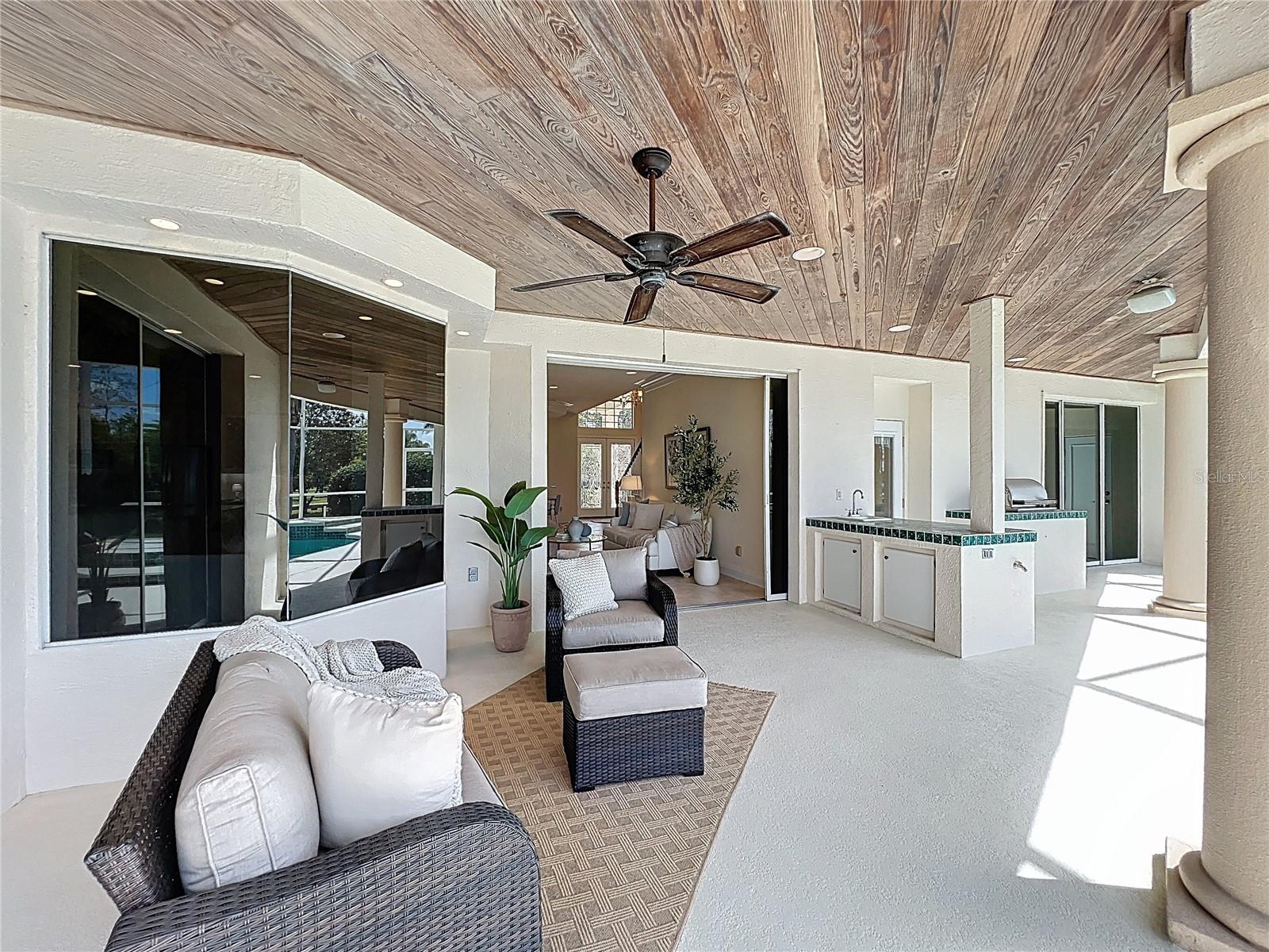 MOUNT DORA COUNTRY CLUB MOUNT DORA UNIT 02 - Residential