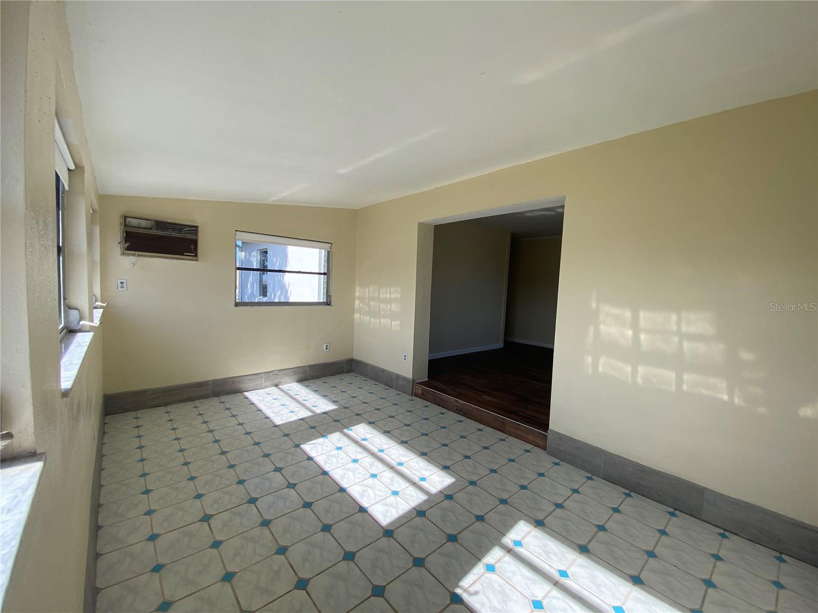 PORT CHARLOTTE SEC 004 - Residential Lease