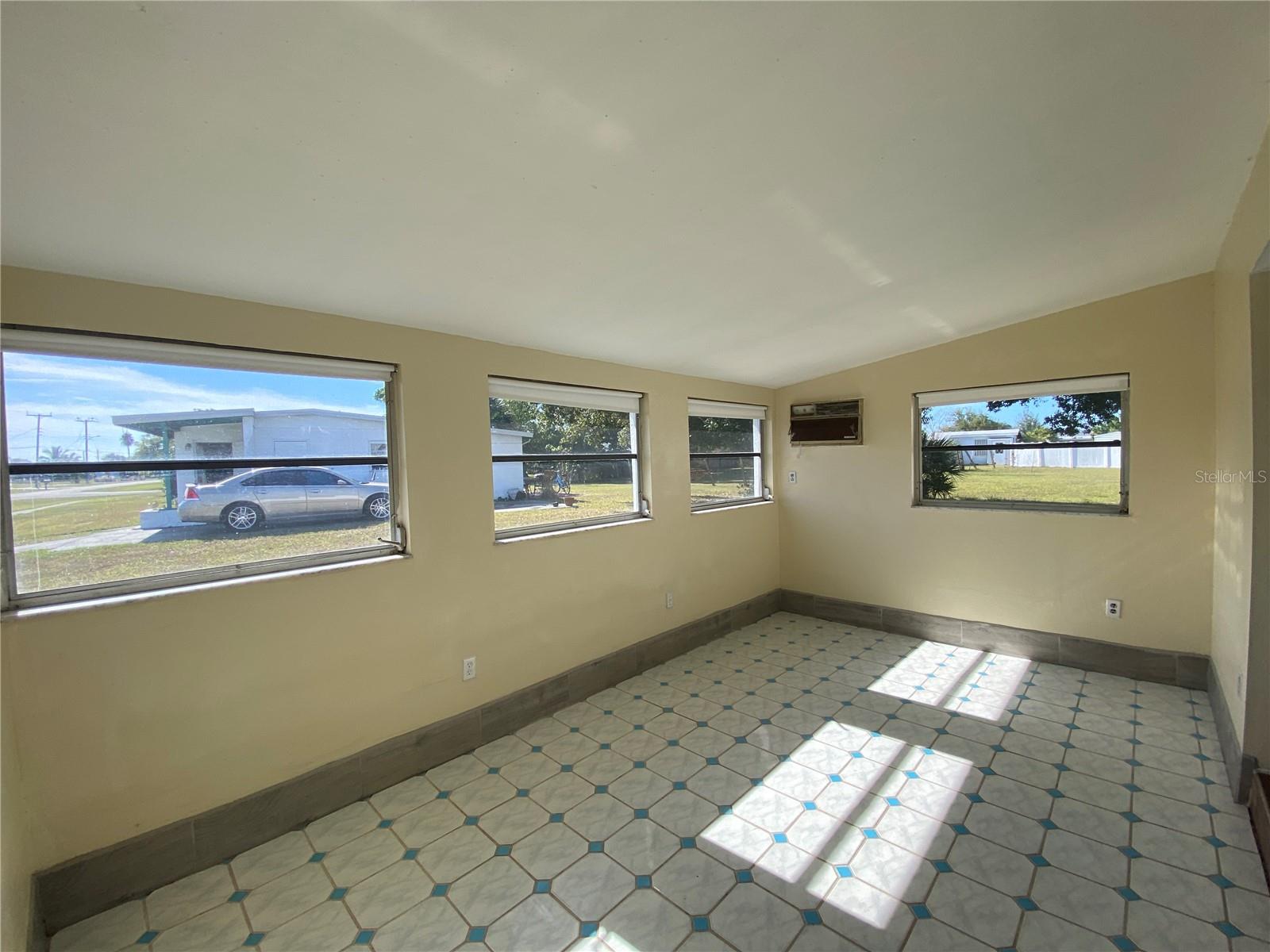 PORT CHARLOTTE SEC 004 - Residential Lease