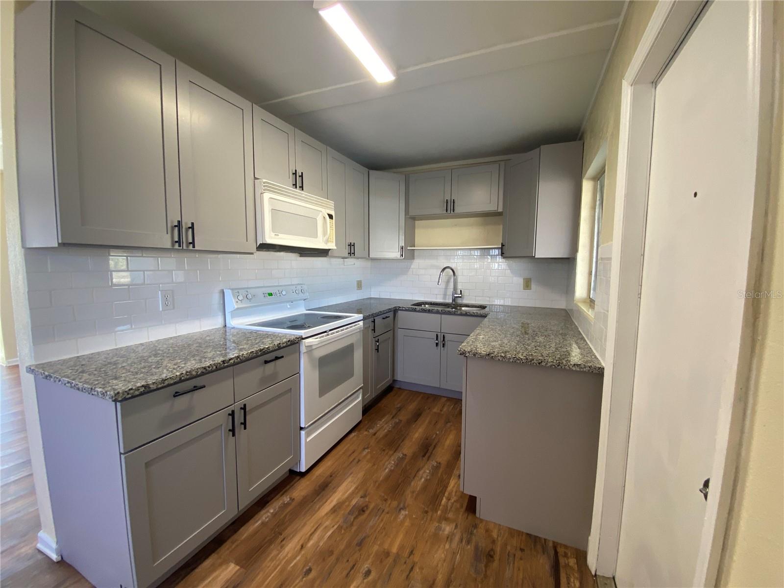 PORT CHARLOTTE SEC 004 - Residential Lease